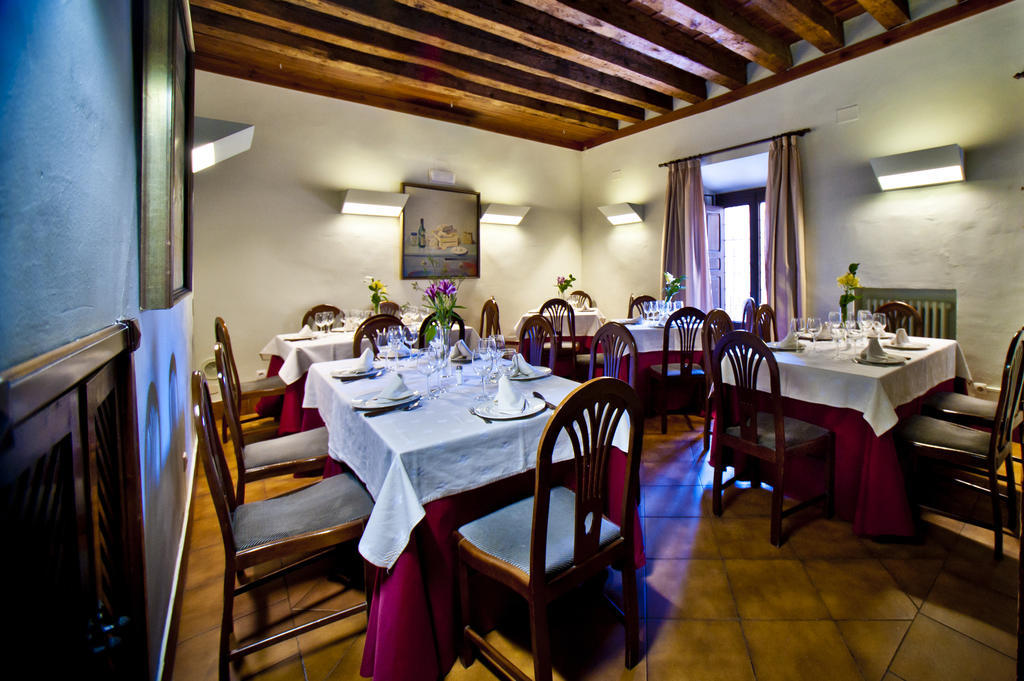 Hotel Condes De Castilla Segovia Kültér fotó