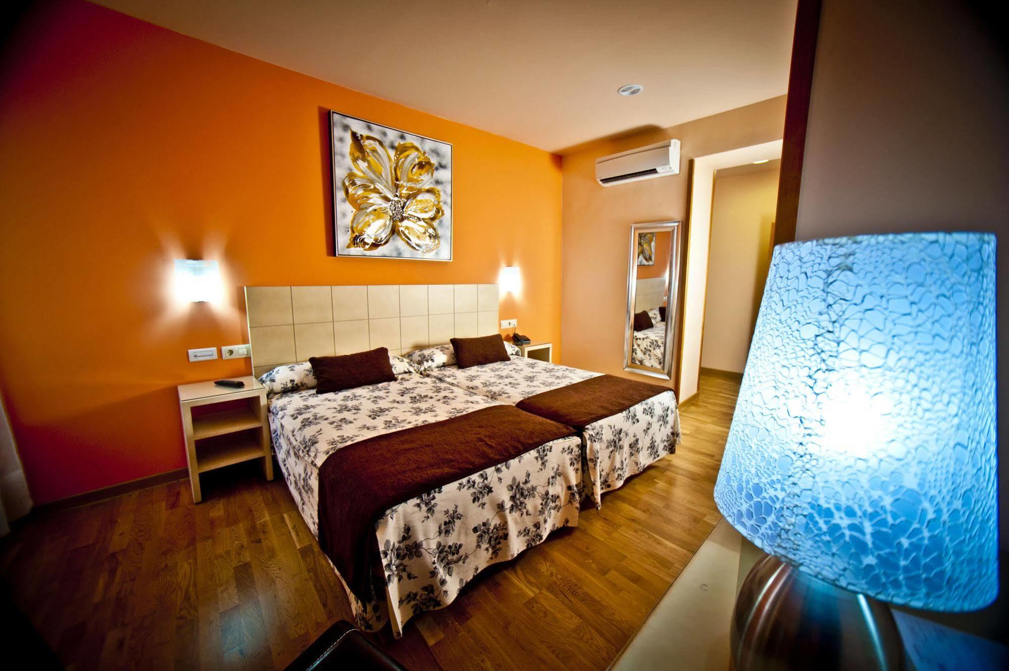 Hotel Condes De Castilla Segovia Kültér fotó