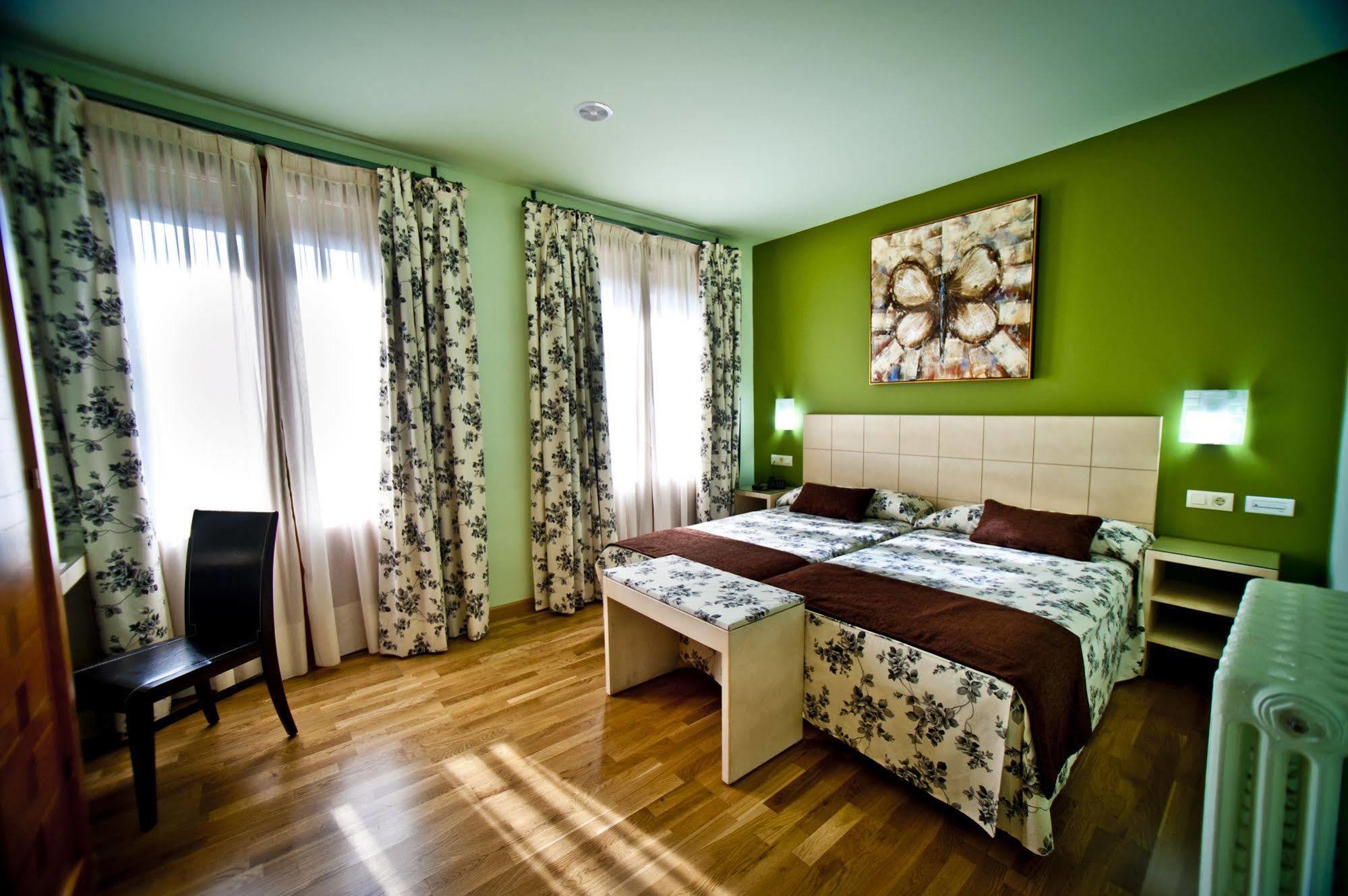 Hotel Condes De Castilla Segovia Kültér fotó